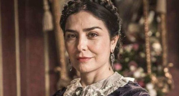 Letícia Sabatella anuncia saída da TV Globo após 30 anos