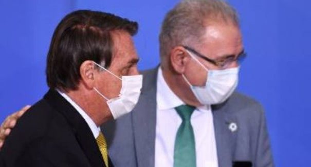Bolsonaro está “ótimo” após contato com infectado pela covid, diz Ministro
