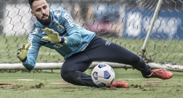 São Paulo fecha com o goleiro Jandrei
