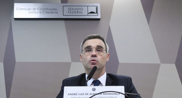 No senado, André Mendonça é aprovado para o STF