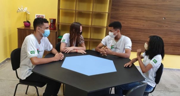 Maranhenses são premiados em competição de robótica