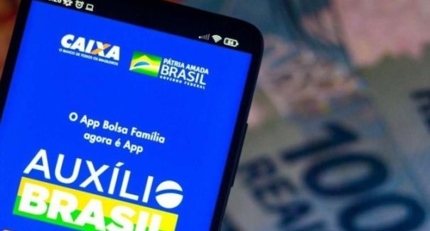 Beneficiários com NIS final 5 recebem o Auxílio Brasil nesta quarta-feira (23)
