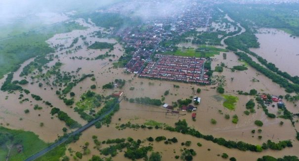 Governo federal recusa ajuda humanitária da Argentina às vítimas das chuvas na Bahia