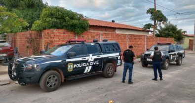 Homem é preso suspeito de tráfico de drogas no bairro do Calhau