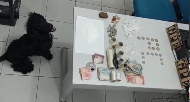 Adolescente é apreendida suspeita de tráfico de drogas em Codó