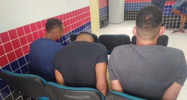 Trio é preso após sequestrar empresário no bairro João Paulo