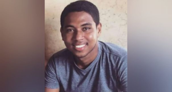 Jovem é assassinado a tiros dentro de casa em Cajari