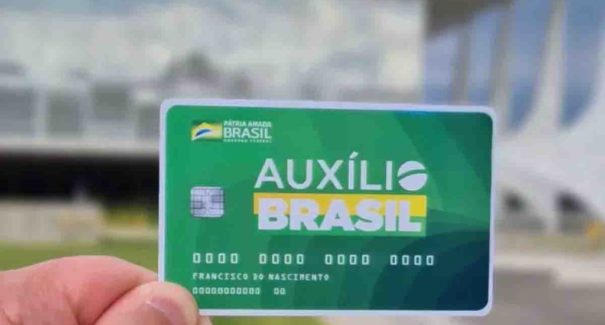 Parcela de julho do Auxílio Brasil começa a ser paga nessa segunda-feira (18)