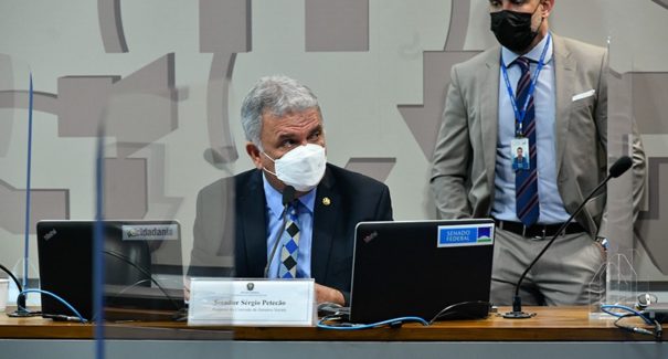 Salário-maternidade para grávidas que não podem fazer teletrabalho