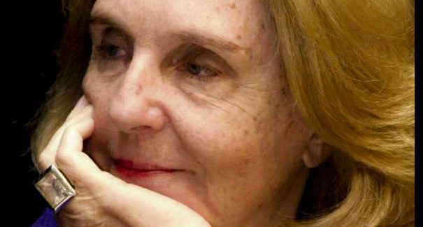 Escritora Lya Luft morre, aos 83 anos, em Porto Alegre