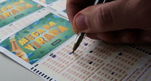 Mega da Virada sorteia hoje prêmio estimado em R$ 350 milhões