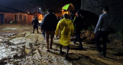 Sobe para sete os mortos no sul da Bahia por causa das fortes chuvas