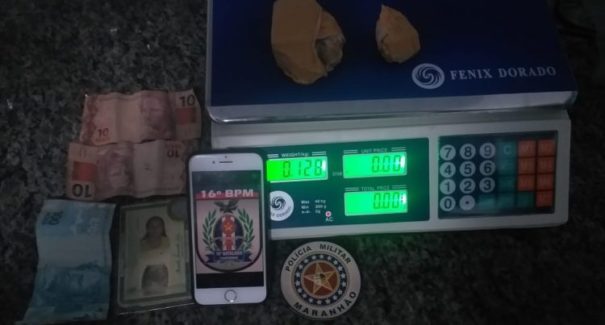 PM prende mulher suspeita de tráfico de drogas, em Santa Quitéria do Maranhão