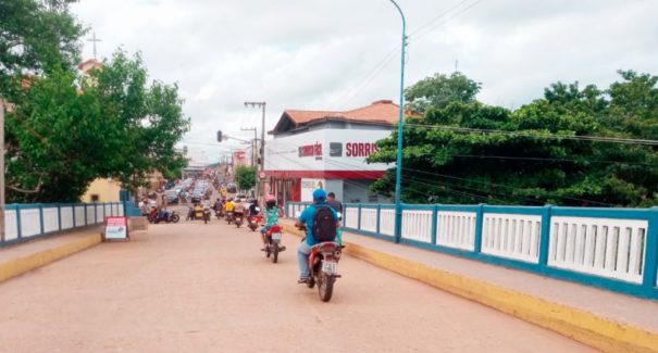 Trânsito na ponte sobre o Rio Itapecuru, em Coroatá, é restabelecido