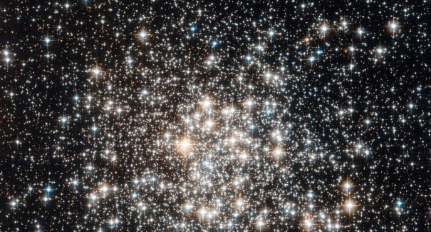 Programa gratuito capacita estudantes e professores sobre Astronomia