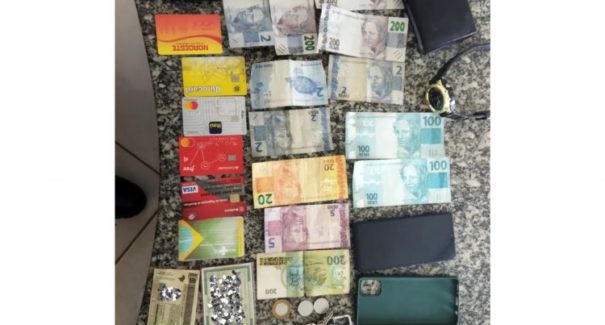 Dupla é presa com R$ 2.600 em notas falsas em Vitorino Freire
