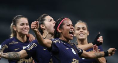 Corinthians aumenta distância na ponta do ranking feminino de clubes