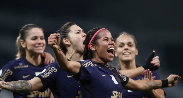 Corinthians aumenta distância na ponta do ranking feminino de clubes