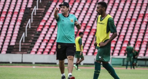 Aumento de casos de Covid-19 e gripe perturbam clubes nordestinos
