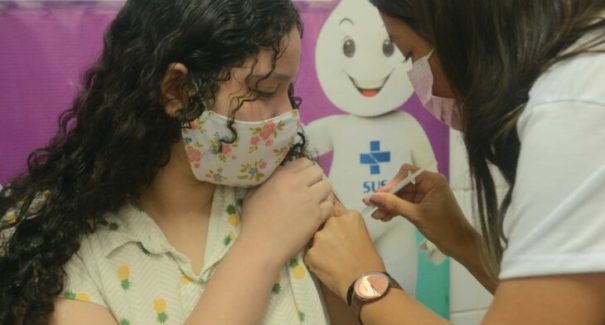 Cidade Olímpica recebe ação de vacinação de crianças e adolescentes contra a covid-19, neste sábado (5)