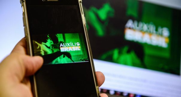 Caixa começa a pagar parcela de fevereiro do Auxílio Brasil