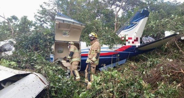 Avião de pequeno porte cai em fazenda de Nelson Piquet