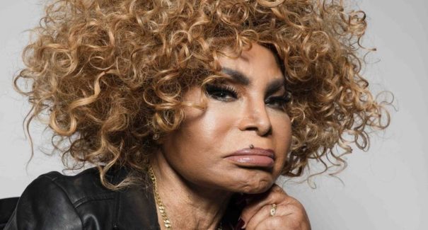 Corpo de Elza Soares é velado no Theatro Municipal do Rio de Janeiro