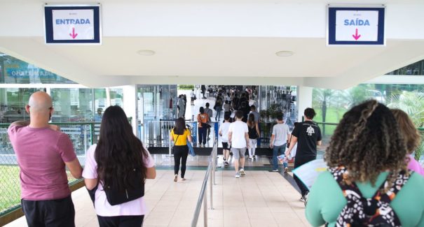 Pedidos de isenção da taxa do Enem podem ser feitos até sexta-feira (26)