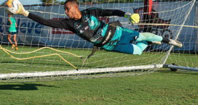 Sampaio confirma contratação de goleiro do Flamengo-RJ