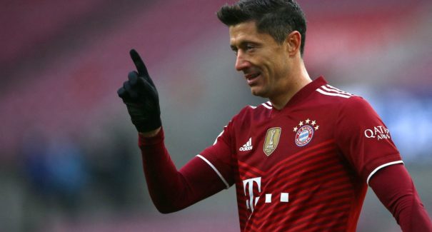Lewandowski e Alexia Putellas são eleitos melhores jogadores do mundo
