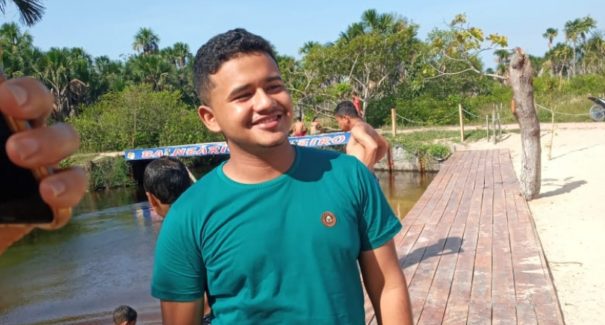 Jovem da Vila Cascavel desaparece após ser atraído por vaga de emprego em site