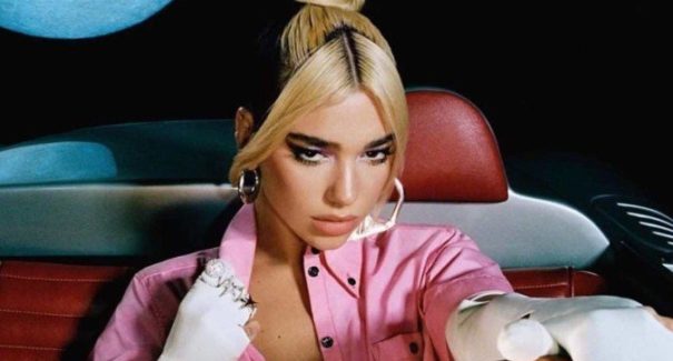 ‘Future nostalgia’, álbum de Dua Lipa, atinge o top 10 histórico do Spotify