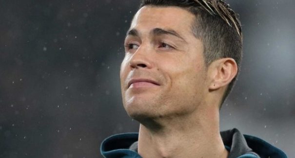 Cristiano Ronaldo se torna primeira pessoa a ter 400 milhões de seguidores no Instagram