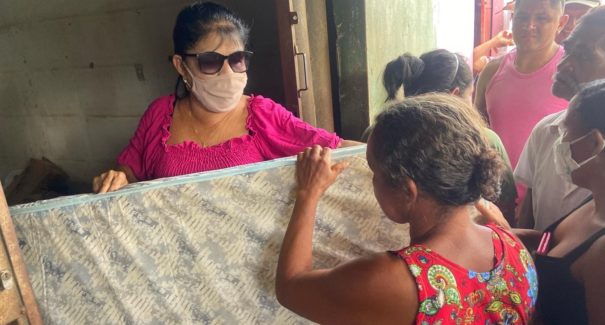 Fátima Araújo presta assistência às famílias afetadas por enchentes em Mirador