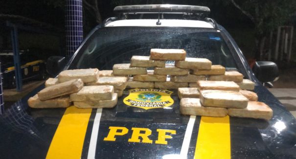 Preso suspeito de transportar 31 quilos de pasta base de cocaína, em Caxias