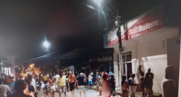 Criminosos explodem agência bancária em Penalva