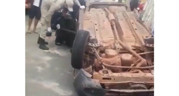 Após carro capotar na MA-201, motorista grávida fica ferida