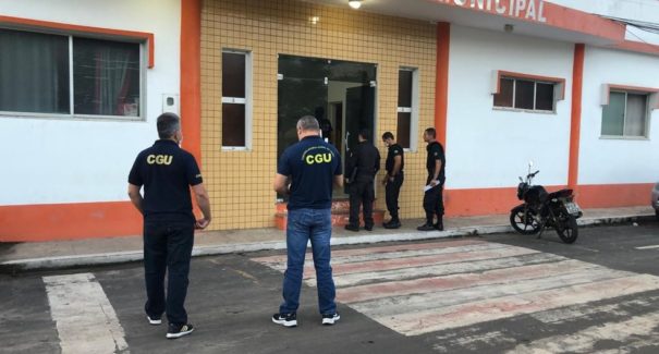 Polícia Federal investiga suspeita de fraudes licitatórias usando recursos do transporte escolar