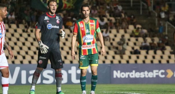 Sampaio Côrrea perde a primeira na Copa do Nordeste contra o Náutico