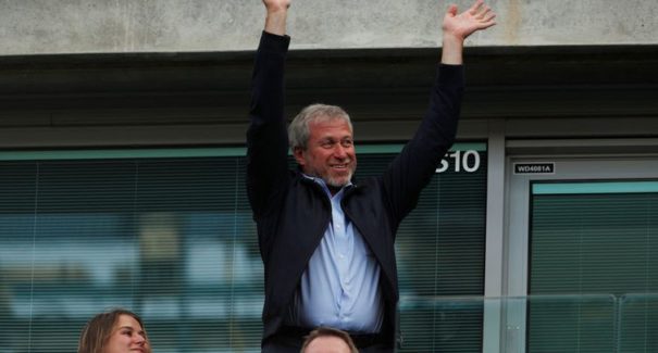 Dono do Chelsea, empresário russo Roman Abramovich decide vender clube