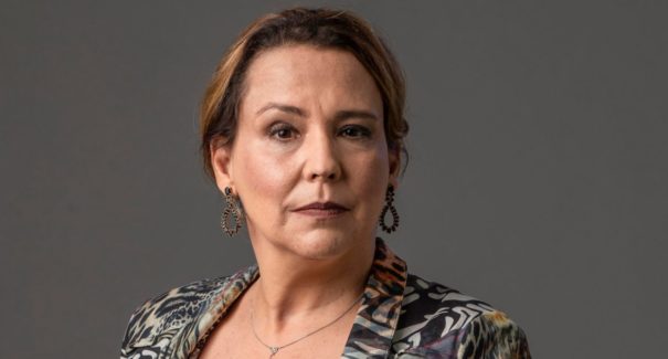 Atriz Ana Beatriz Nogueira revela câncer no pulmão