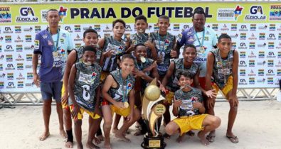 Praia do Futebol: Instituto Areinha conquista torneio de futebol de travinha