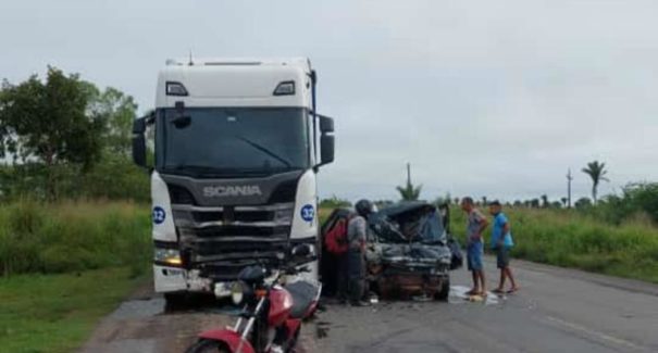 Acidente grave de automóvel deixa dois mortos em estrada do Maranhão