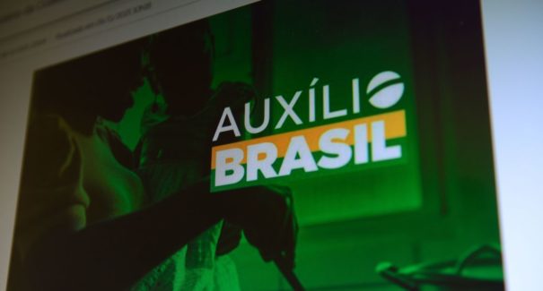 Auxílio Brasil: caixa paga  a beneficiários com NIS final 8