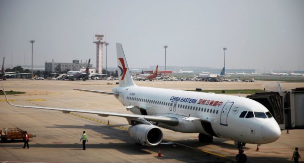 Boeing de companhia aérea chinesa cai com 132 a bordo