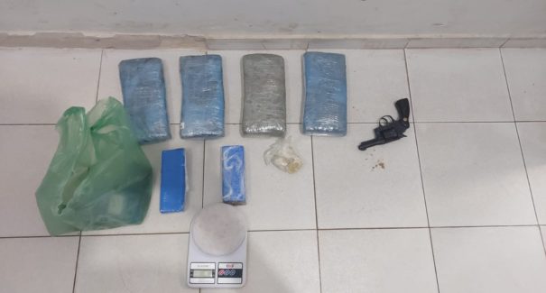 Três pessoas são presas suspeitas pelo crime de tráfico de drogas em Codó