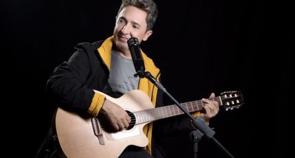 Tom Cleber faz show nessa sexta-feira (18) no Estaleiro Gastrobar, em São Luís