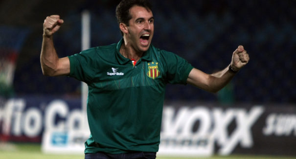 Léo Condé é confirmado como novo comandante do Sampaio Corrêa