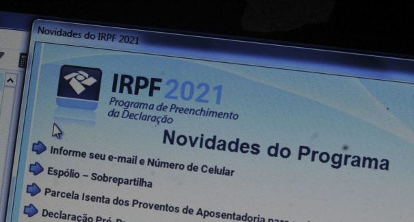 Receita abre amanhã consulta a lote residual de restituição do IRPF