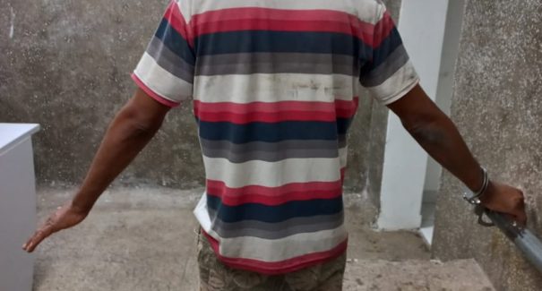 Homem é preso suspeito de agredir e ameaçar de morte a companheira